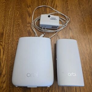 3 pc Netgear Orbi RBR20 Mesh WiFi Router Wall Plug Satellite RBW30 White
